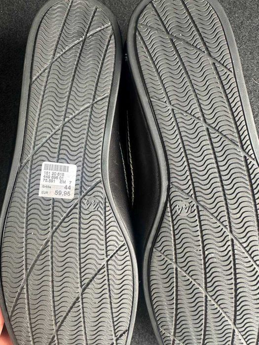 Чоловічі шкіряні мокасини