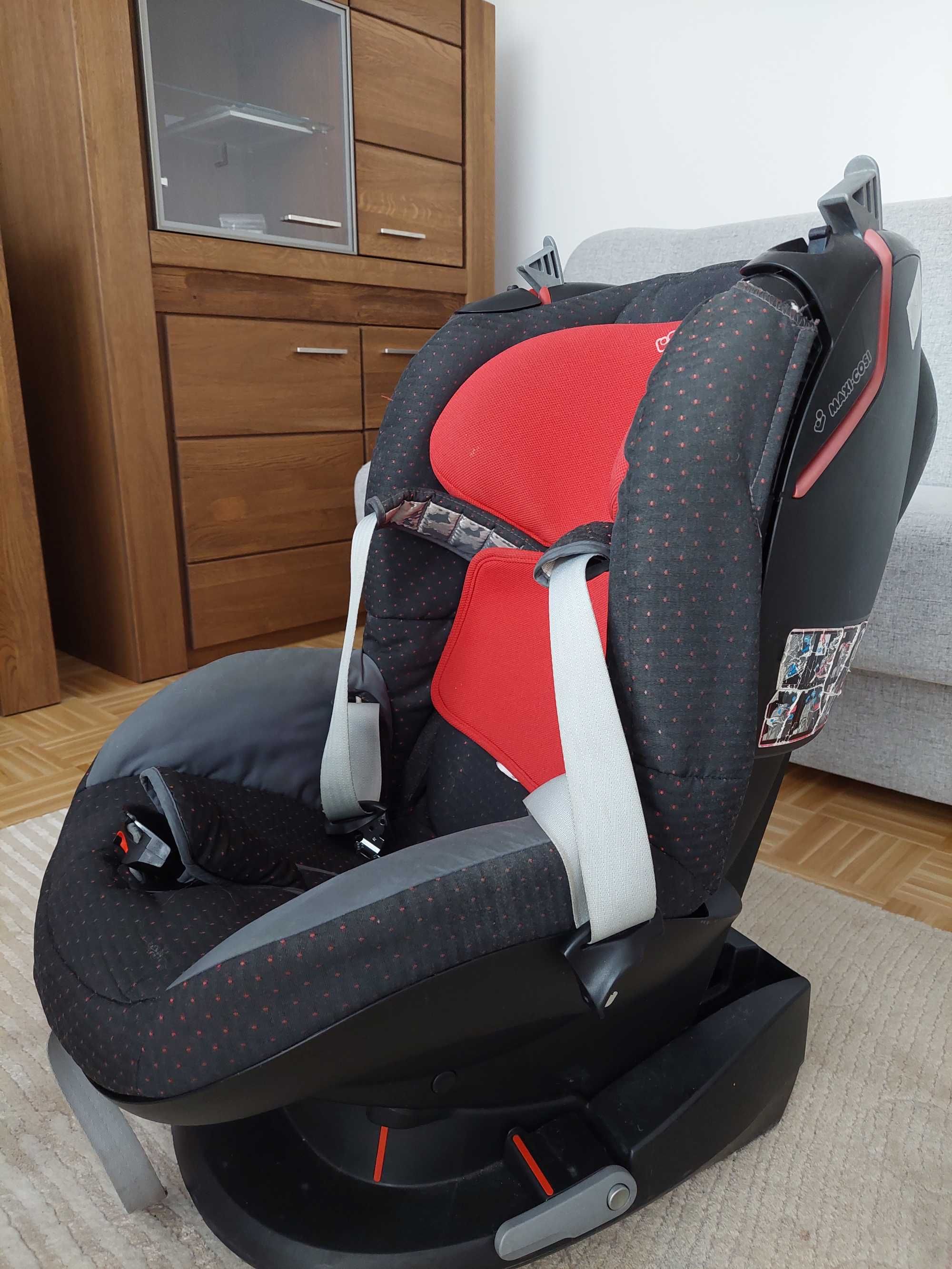 Sprzedam używany fotelik firmy Maxi Cosi