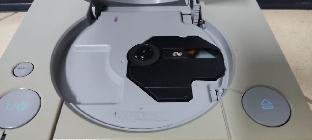 Consola PS1 versão especial Desb.