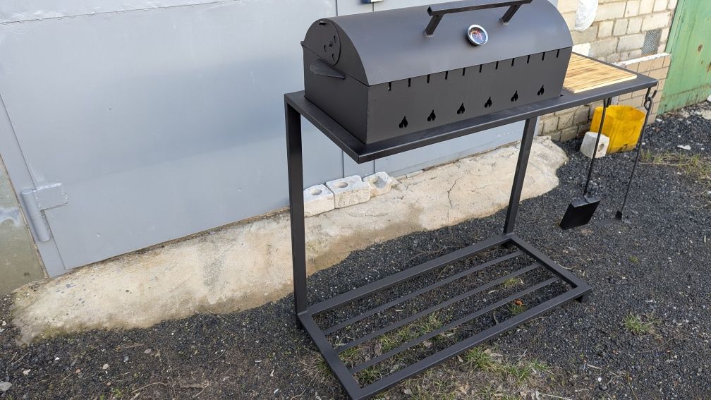 Мангал стаціонарний на 11 шампурів 4 мм на дачу BBQ мангал с кришкой