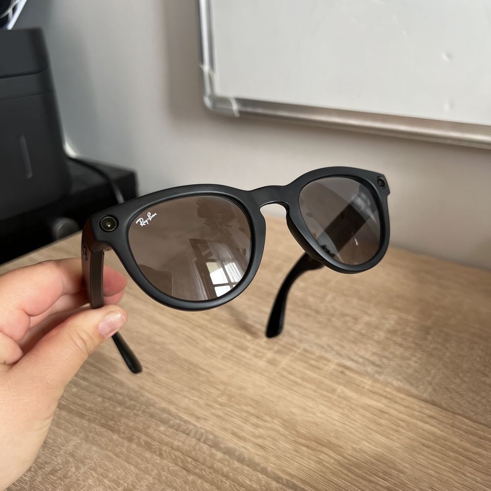 Ray-Ban Meta Headliner Smart glasses