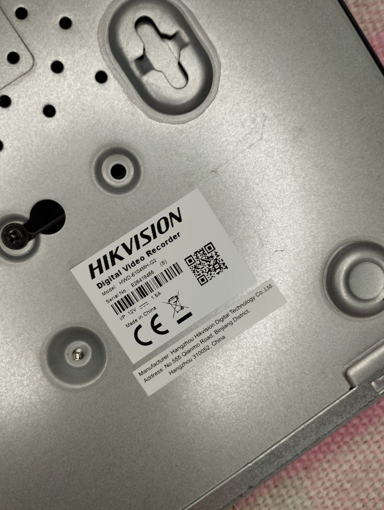 Реєстратор 4 каналів Hikvison Hwd-6104mh-g2+3 камери Hikvisoni 1 Tb
