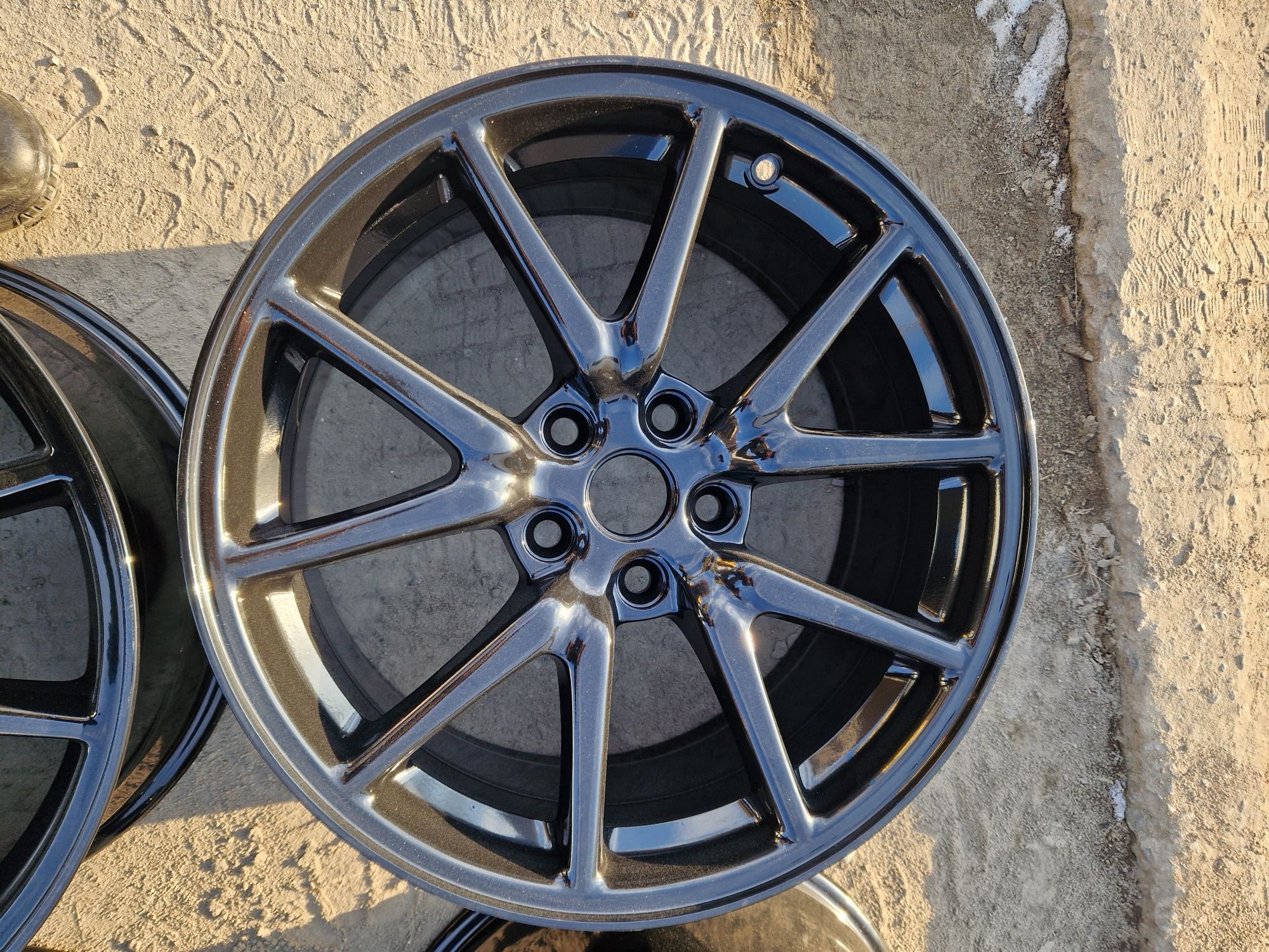Диски Tesla 3, r18 black, Honda,