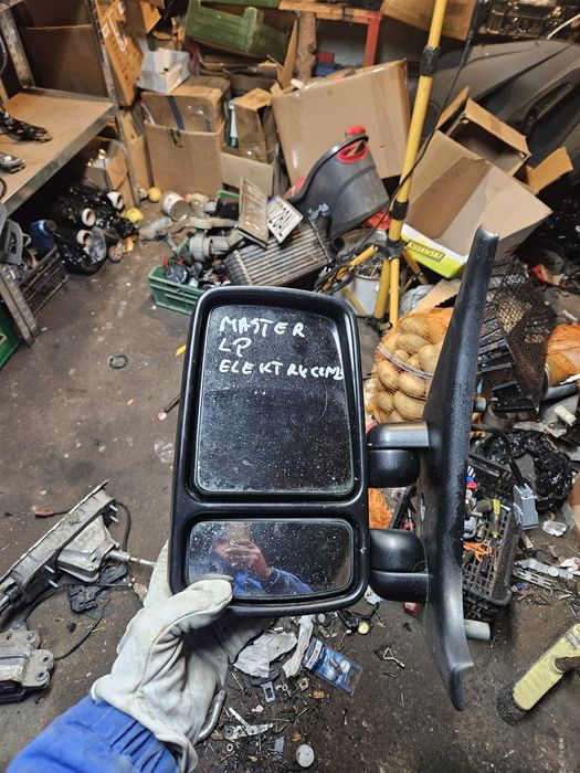 Renault master 2 lusterko