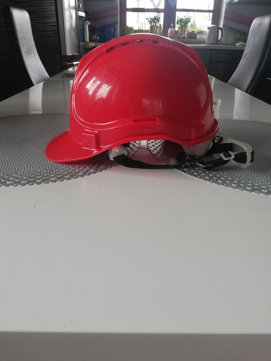 Hełm kask ABS  Y4 polstar rozmiar 53 -64 czerwony