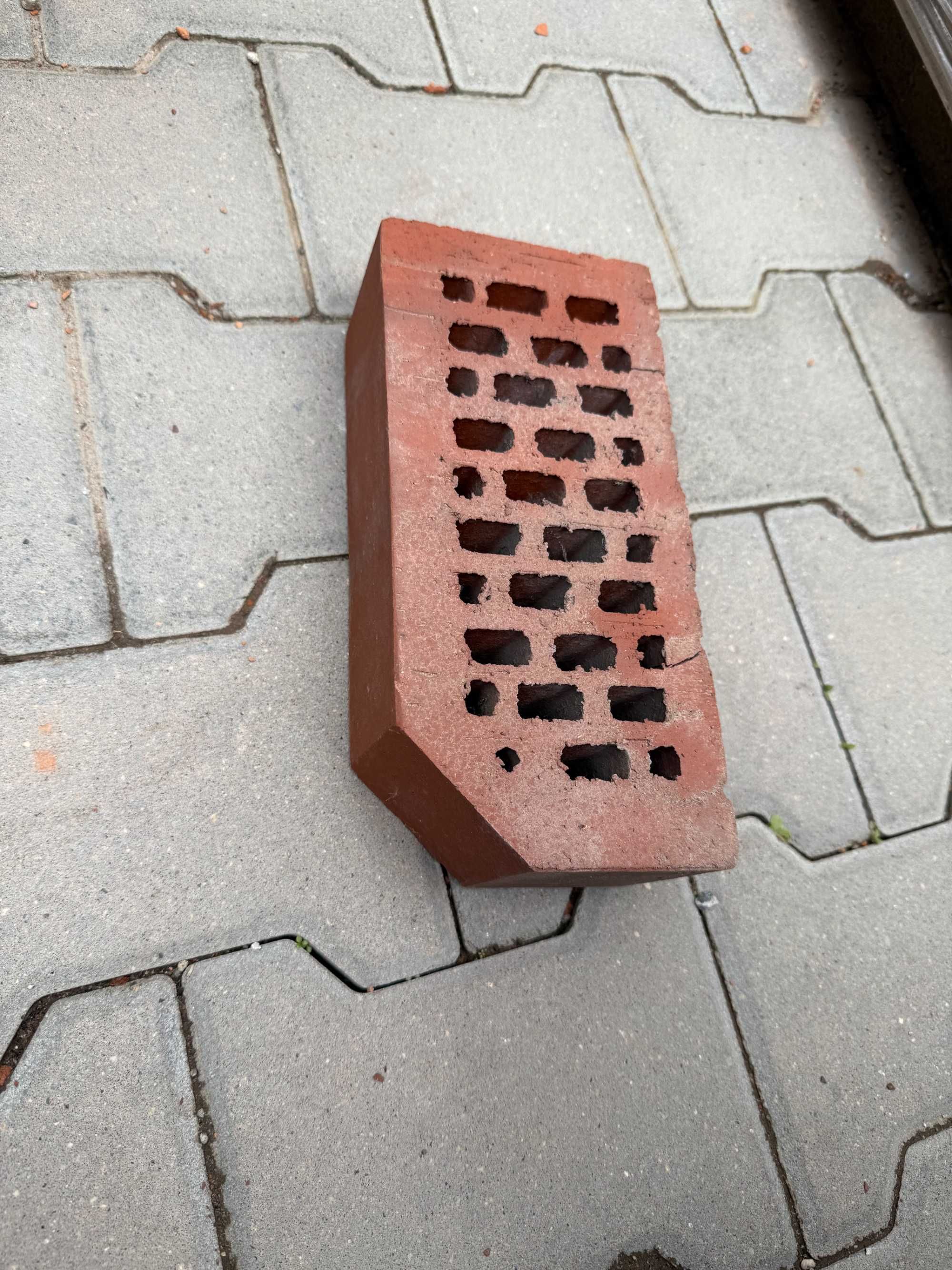 Sprzedam cegła klinkierowa dziurawka różne kolory!