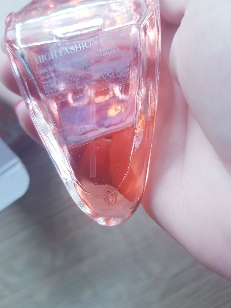 Woda toaletowa damska marki Masquerade High Fashion Red  40ml
