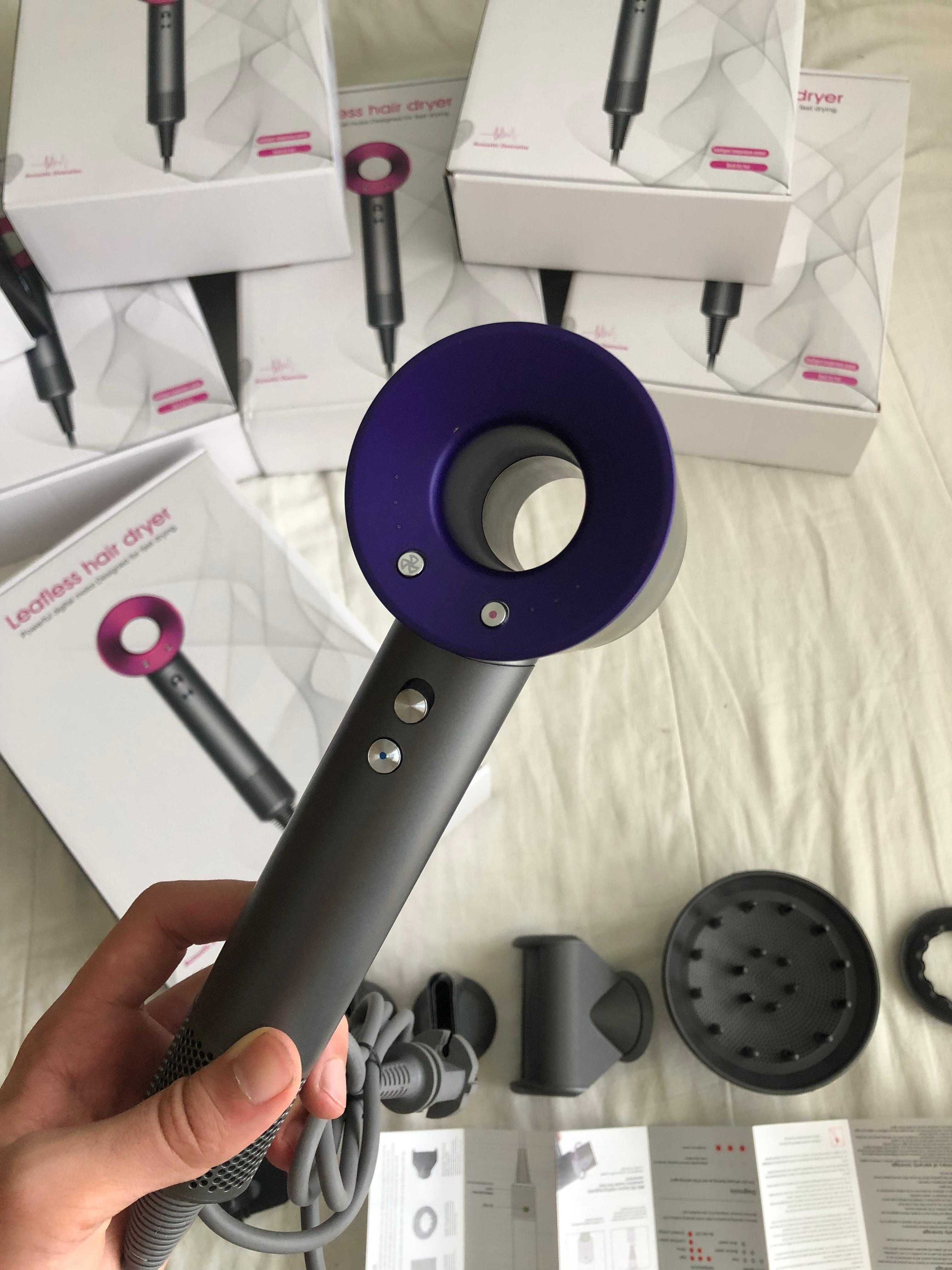 Secador Dyson novo