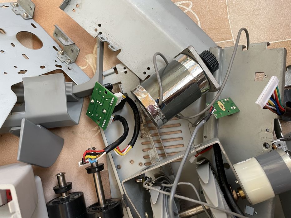 Купюросчетная машинка на запчасти, разобранная