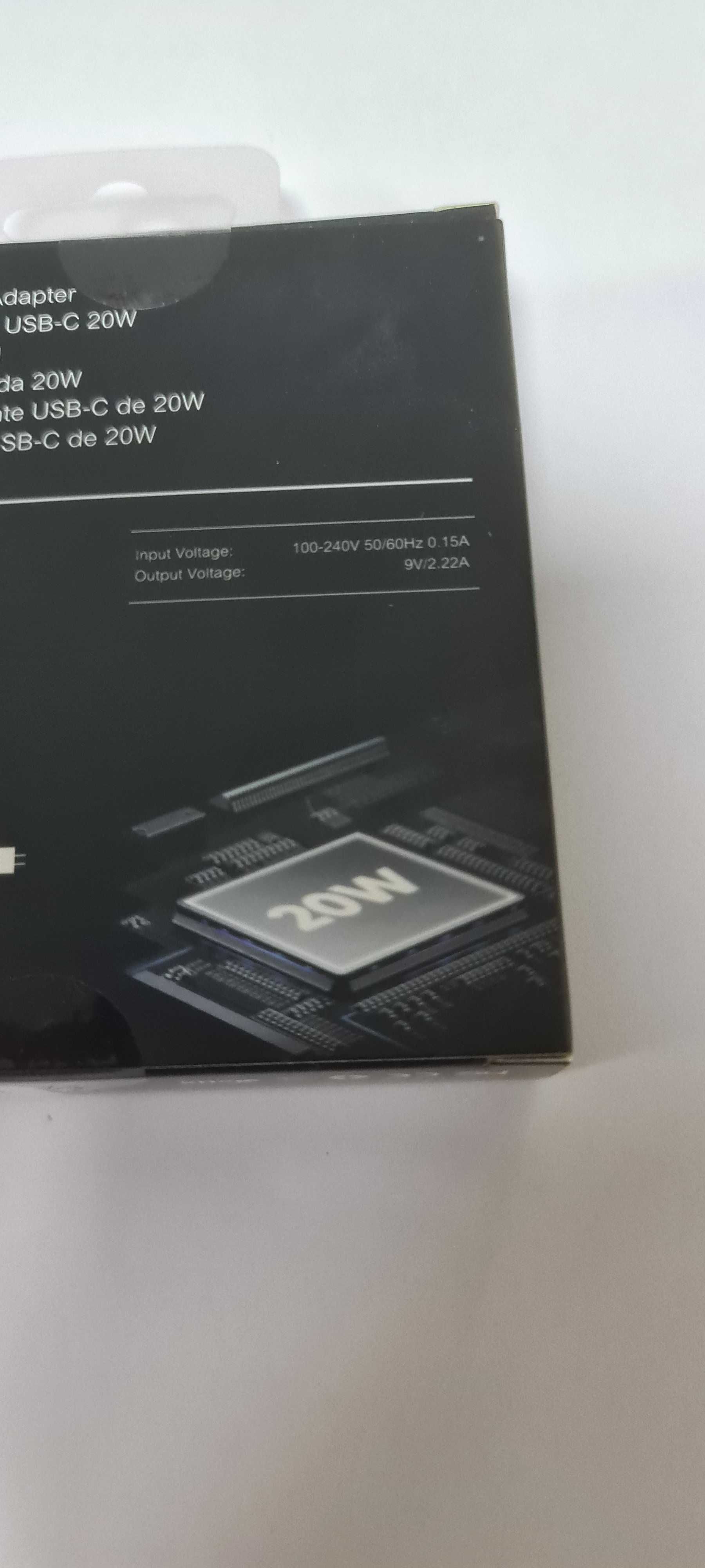 Ładowarka sieciowa typ c PRESTICO​ F8​ USB​-​C​ 20W​ PD​ WHITE