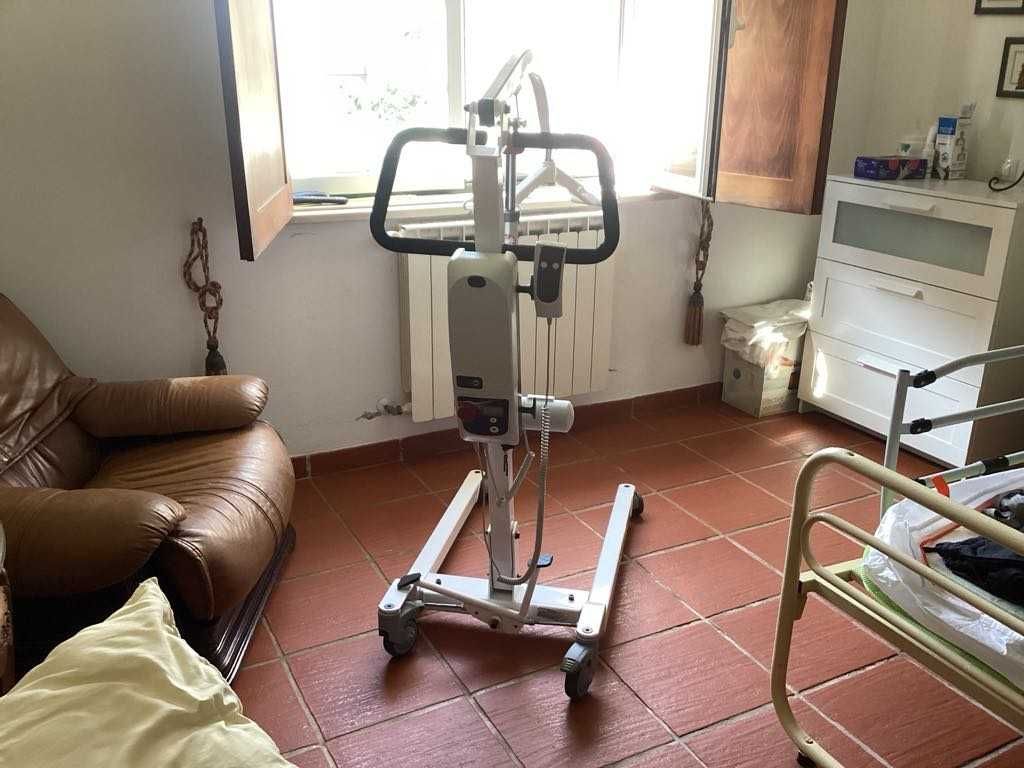 Grua de transporte de doentes para idosos