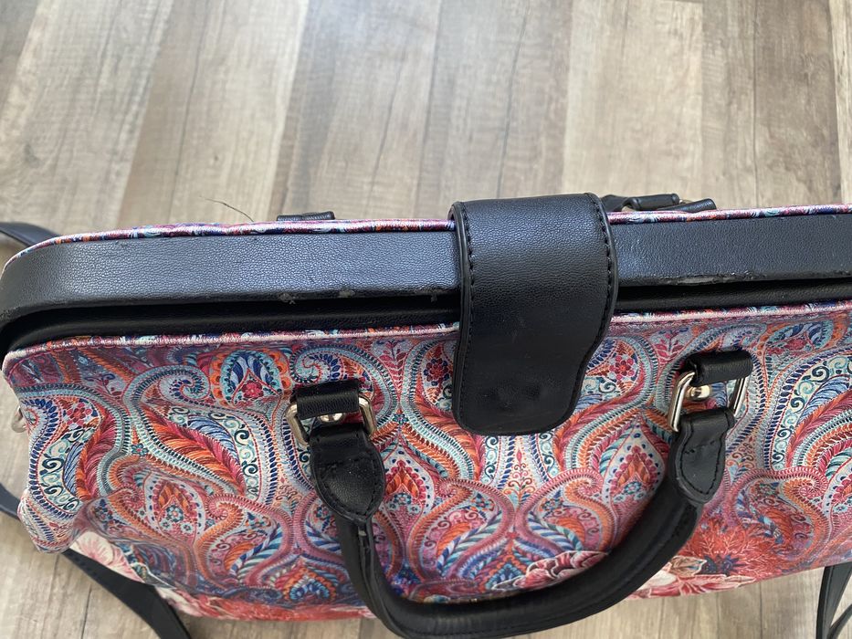 Torebka w kwiaty Desigual