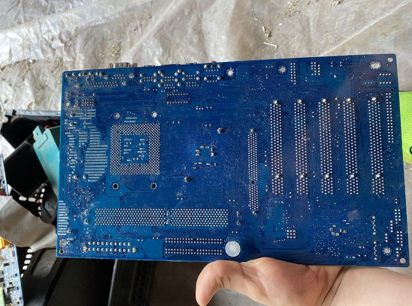 плата ASRock K7VT4A