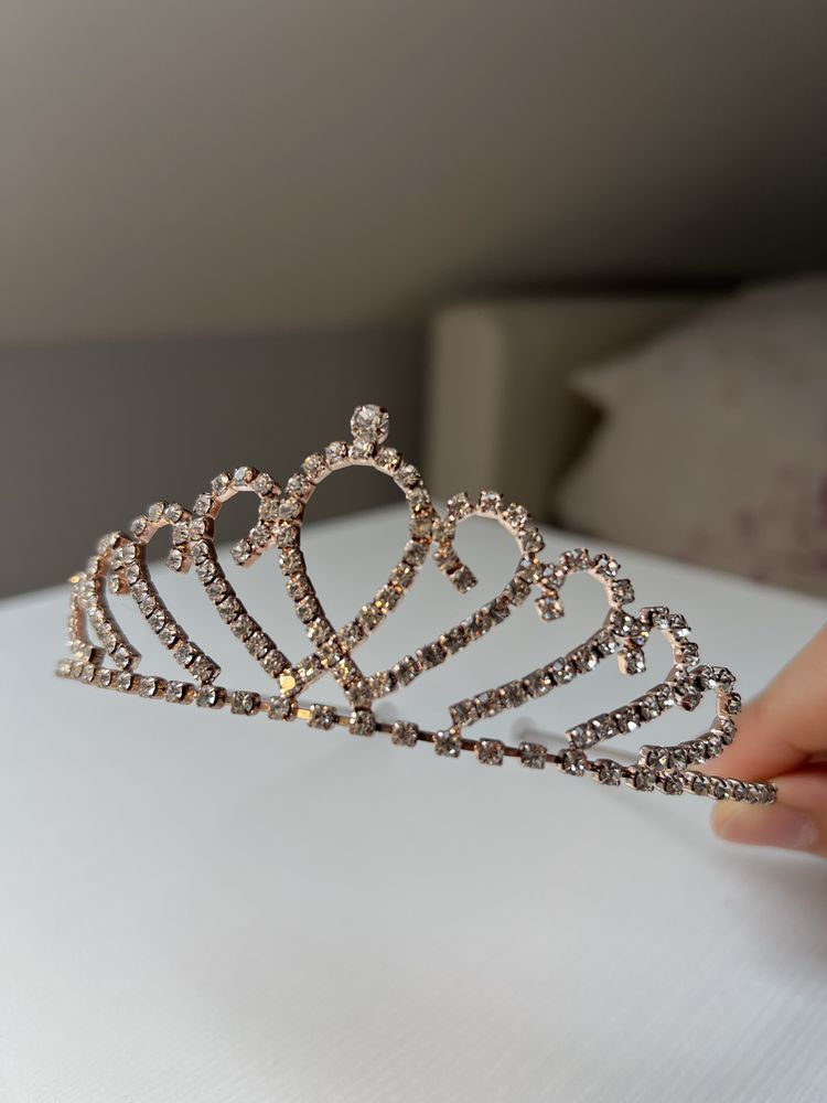 Tiara korona ozdobna Bijou Brigitte opaska do włosów dla ksiażniczki