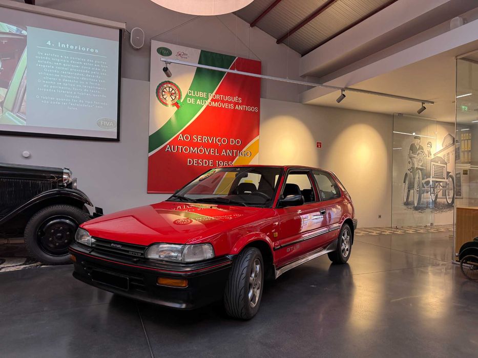 Toyota Corolla GTI 16 AE92