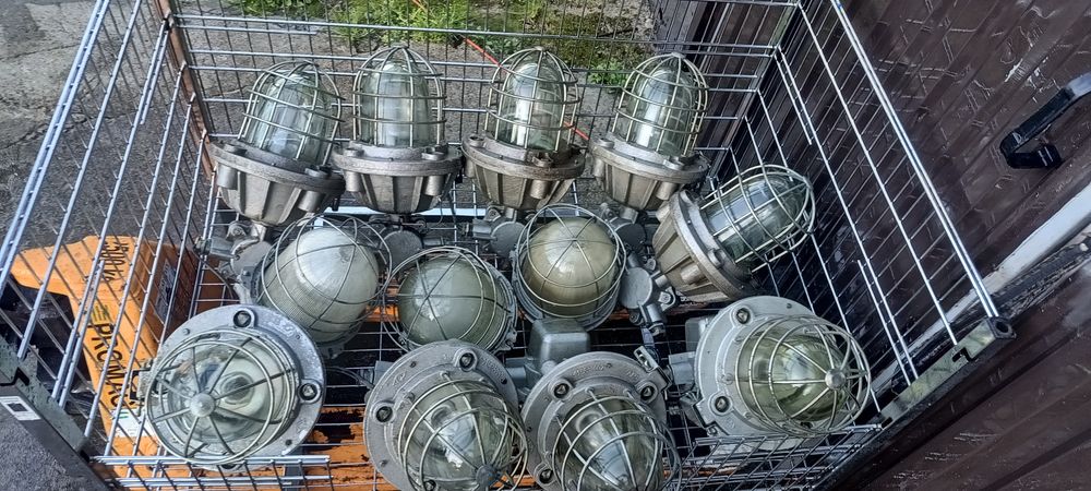 Lampy przemysłowe  PRL