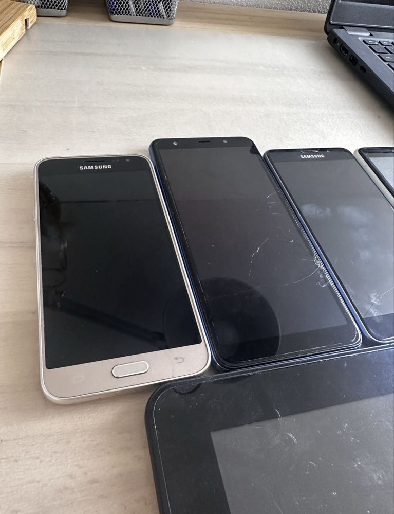 telefony starsze modele i tablet