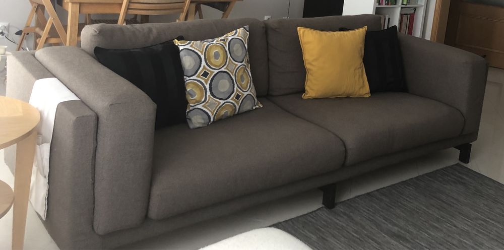 Sofá Nokeby IKEA 3 lugares
