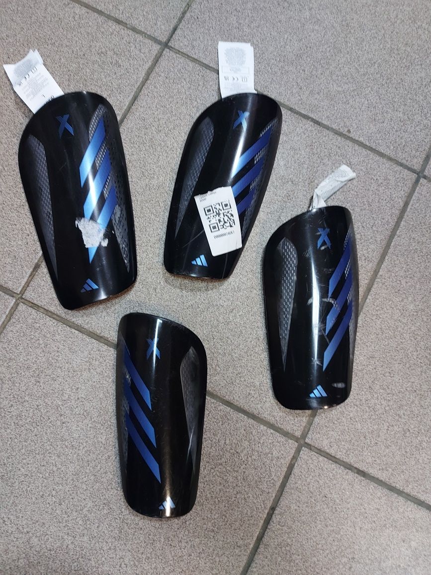 Футбольні щитки Adidas X Crazyfast League