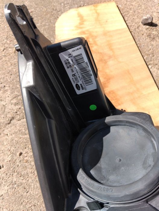 Фара нова права Форд ескейп ,куга 2018 11000