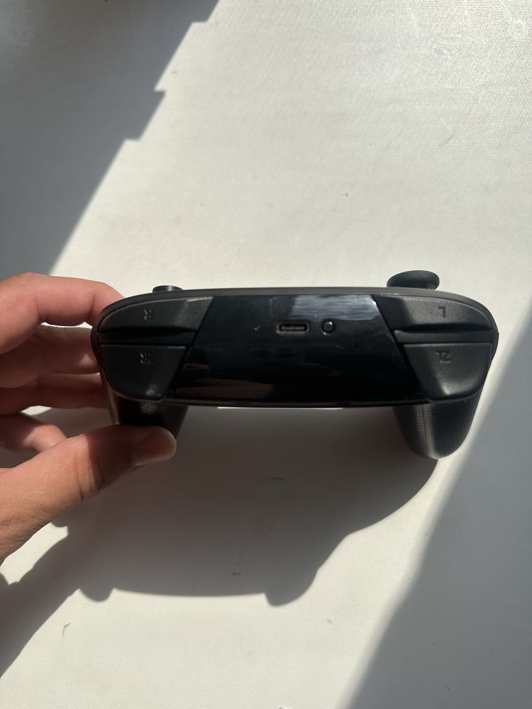 Nintendo Switch pro controller