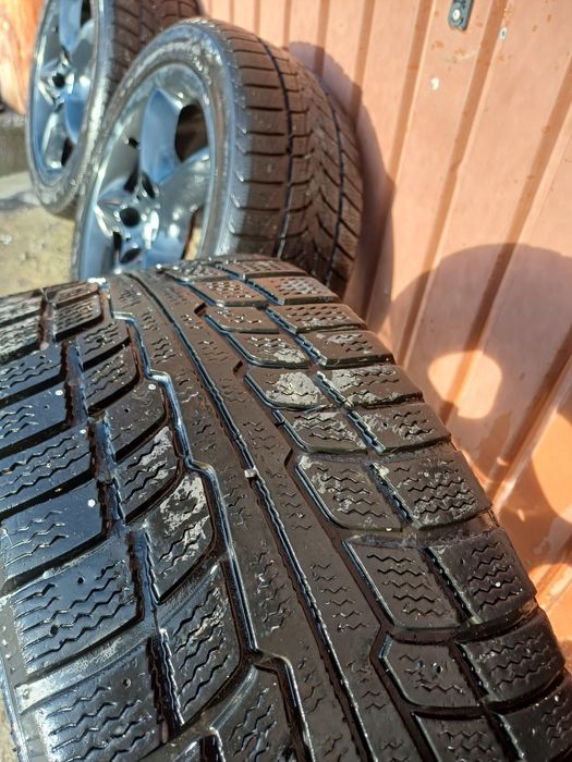 Felgi 17 z oponami zimowymi  5x120 BMW