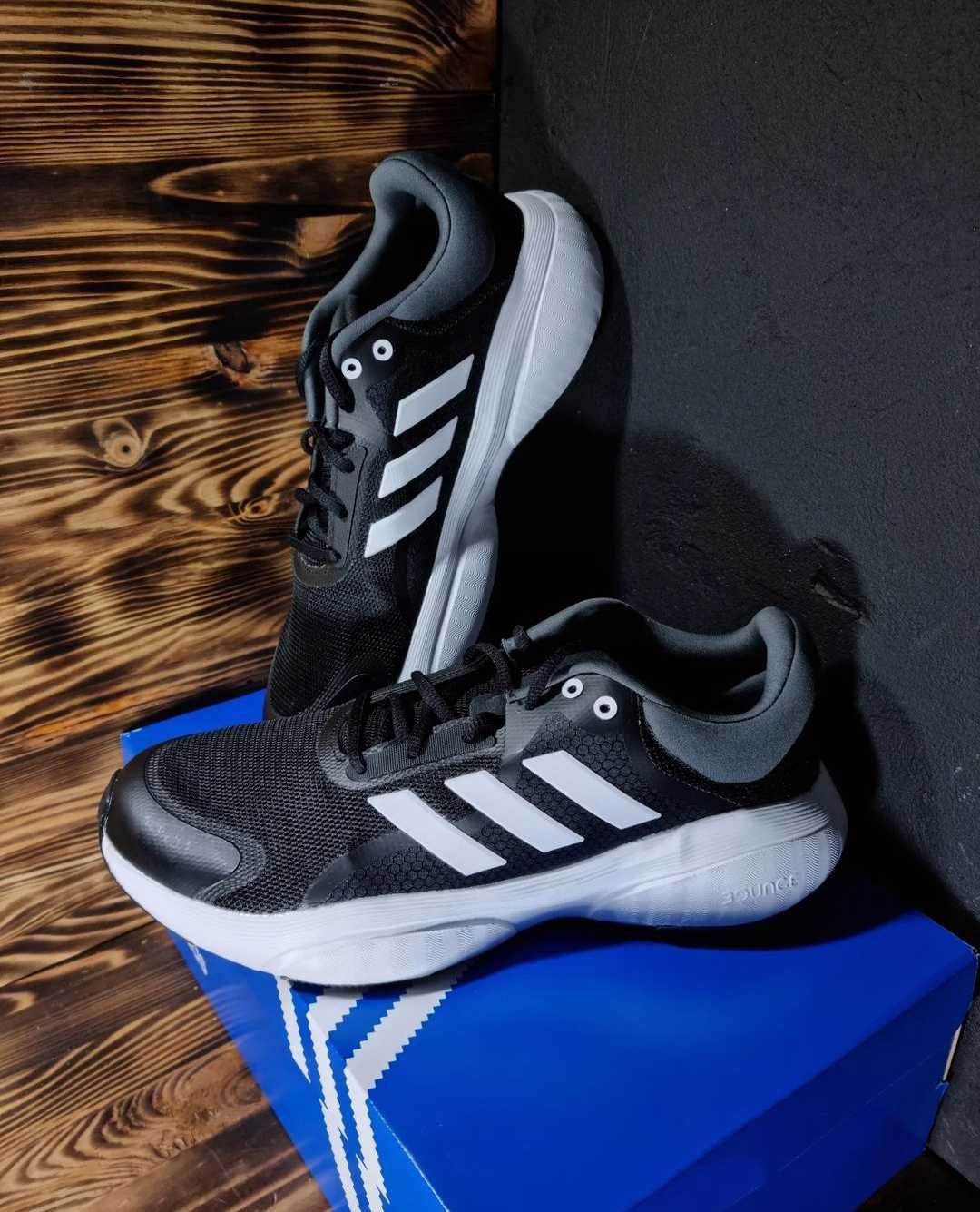 Чоловічі кросівки Adidas Розмір 47 / 30,5 см..