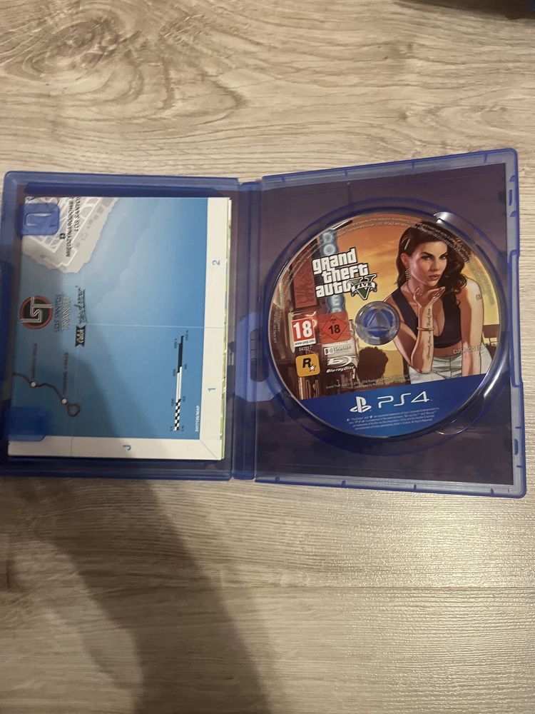 Gta V  ps4 + mapa jak nowa szybka wysyłka