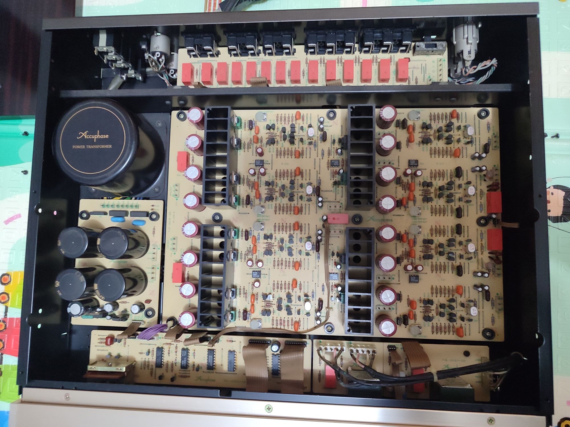 Accuphase P-102+C-202 Hi-End Wzmacniacz
