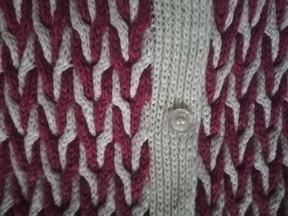 Кардиган пальто в"язане вручну вовняна пряжа гарні нитки