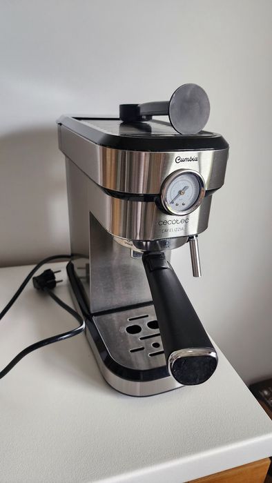 Maquina cefé cecotec cumbia