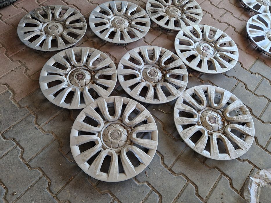 Kołpaki oryginalne r15 fiat jak nowe