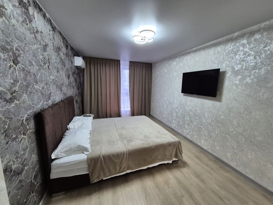 Здається гарна квартира в новому ЖК в центрі