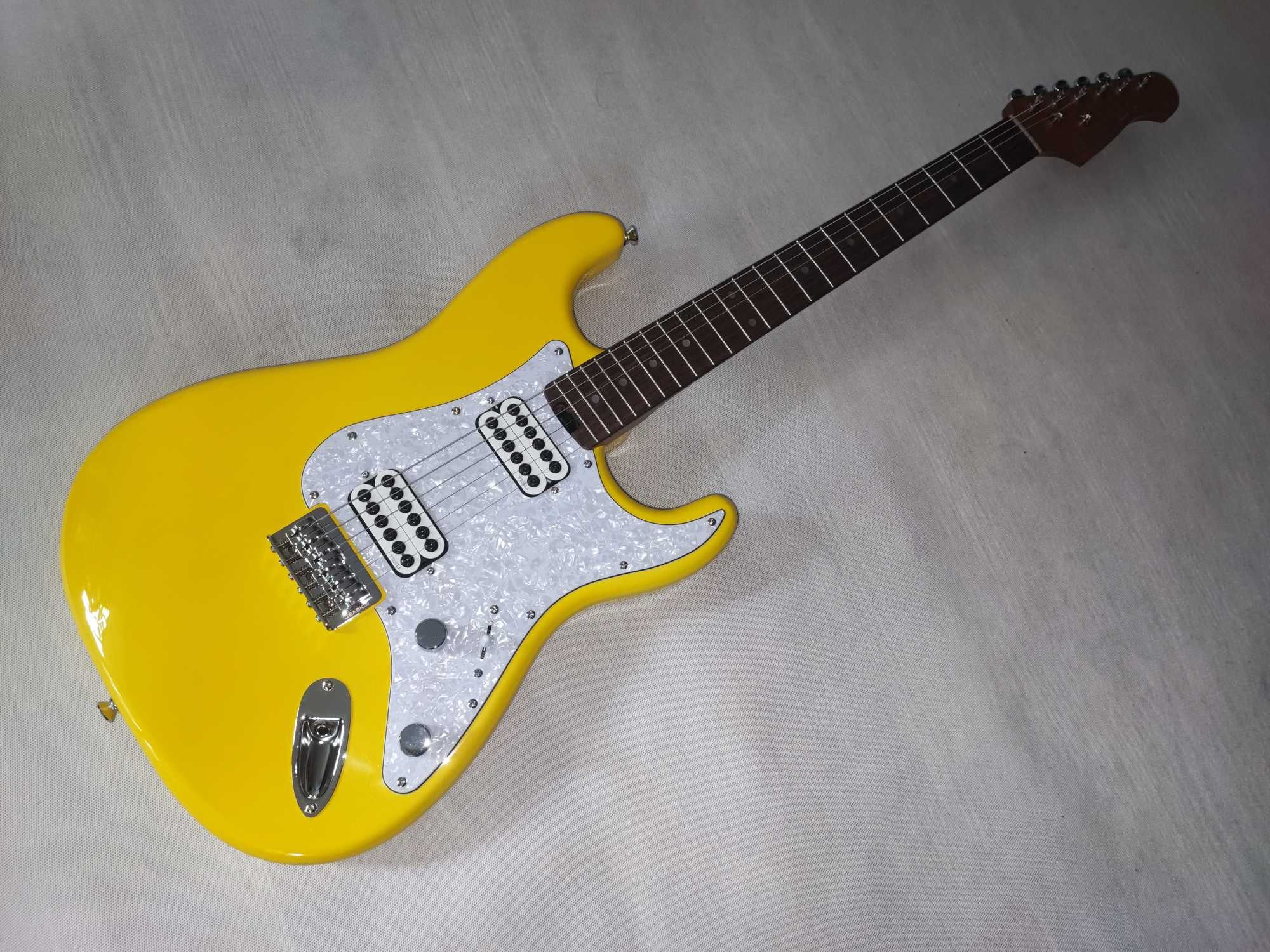 HARLEY BENTON ST-MODERN HH PLUS Yellow gitara stratocaster ustawiona