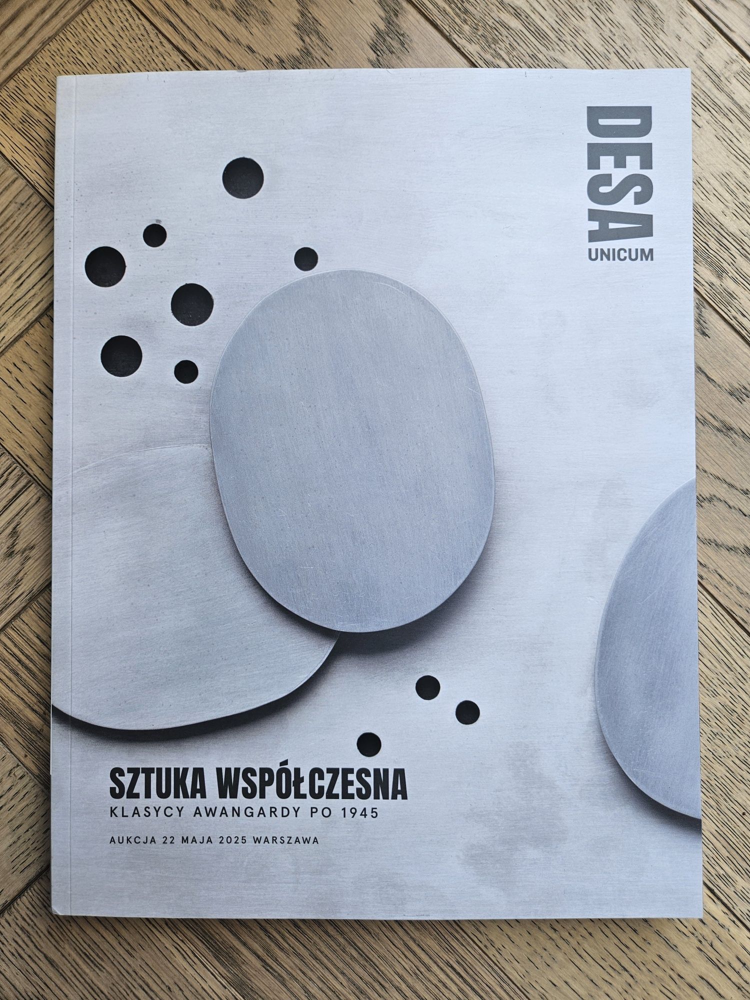 NOWY katalog DESA Sztuka współczesna Klasycy awangardy po 1945 r.