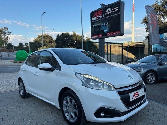 Peugeot 208 1.6 BlueHDi Style