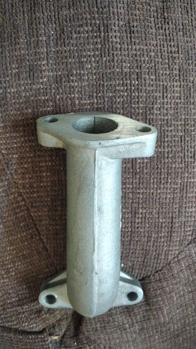 Патрубок на скутер,мотоцикл.