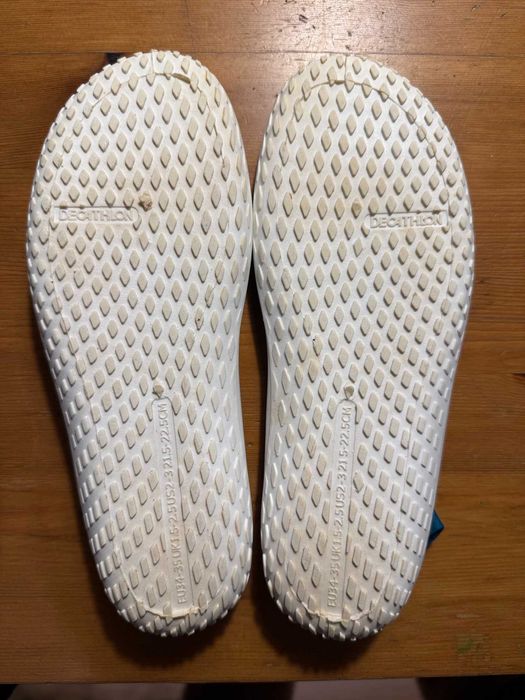 Buty do pływania rozmiar EU 34-35