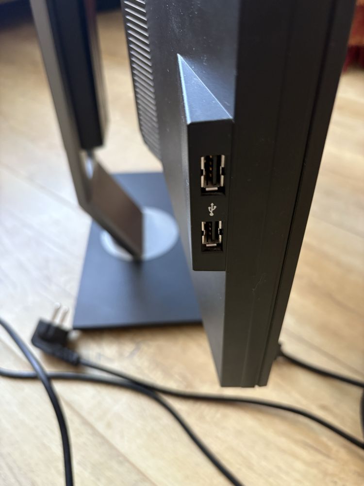 Монітор 23" DELL U2311H