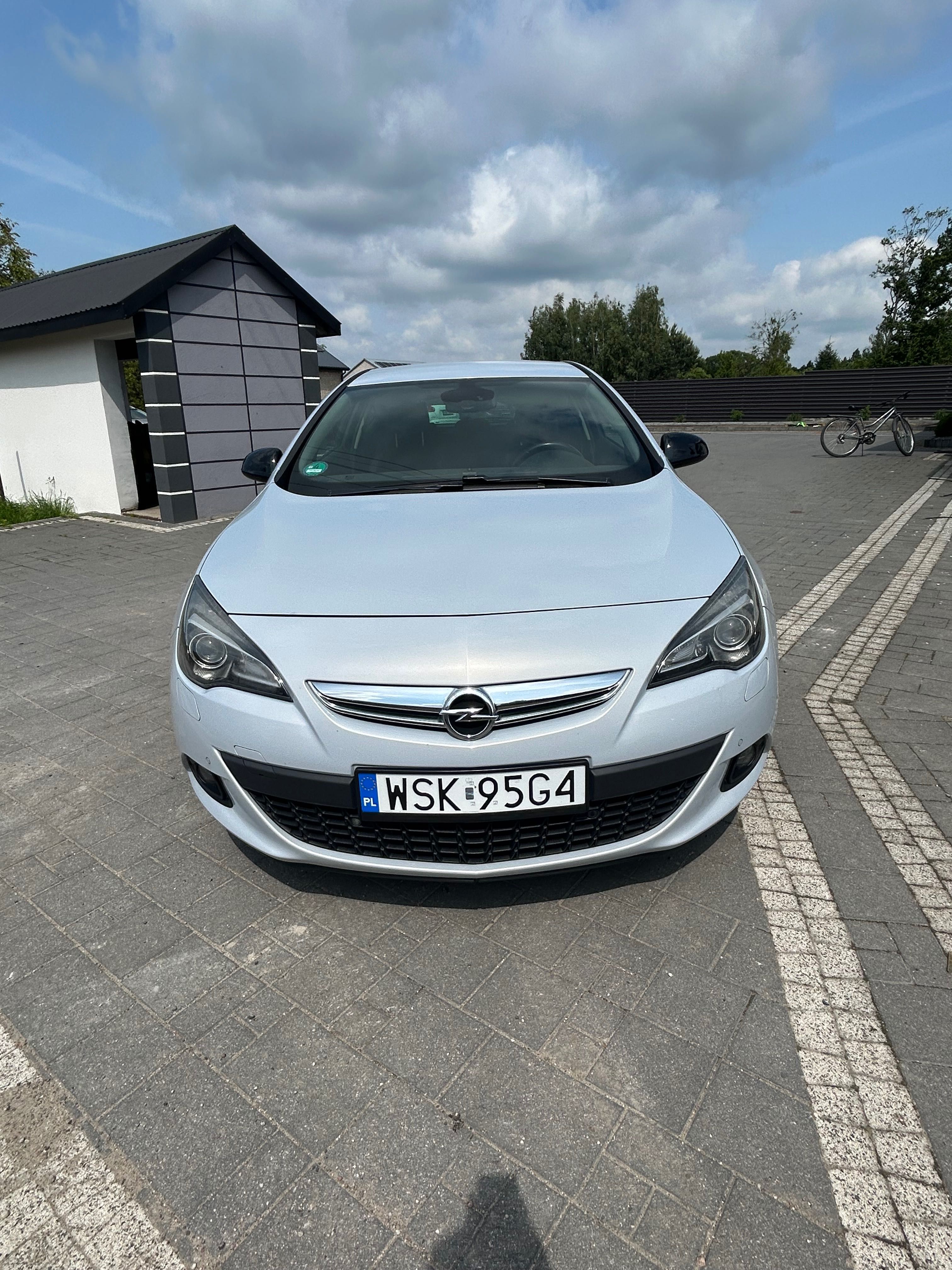 Opel astra j GTC 2.0 cdti DOINWESTOWANA