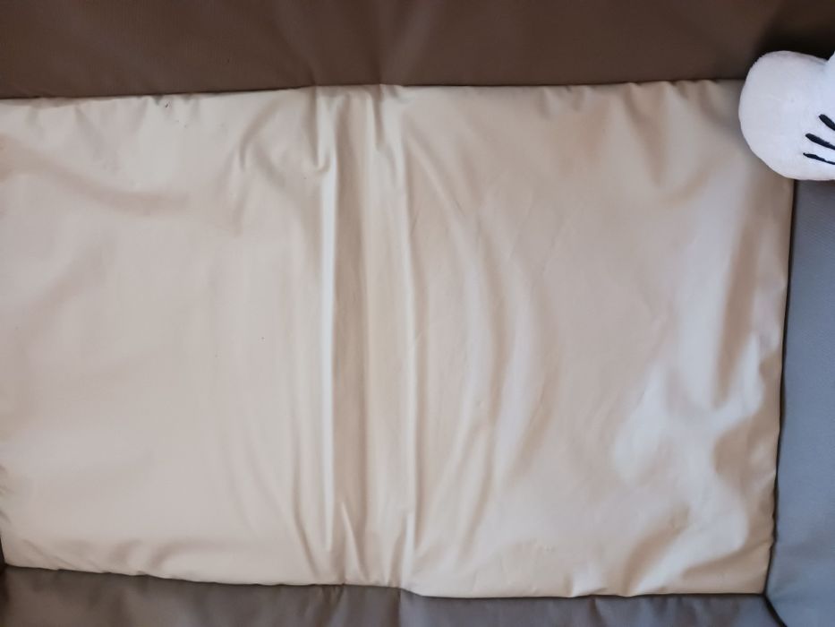 Продам машины пеленгатор и кровать чико