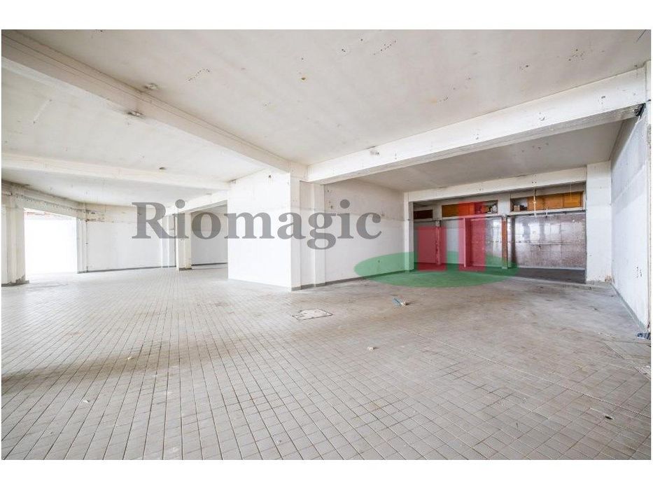 Loja de Comércio perto da zona histórica de Leira ***RIOMAGIC***