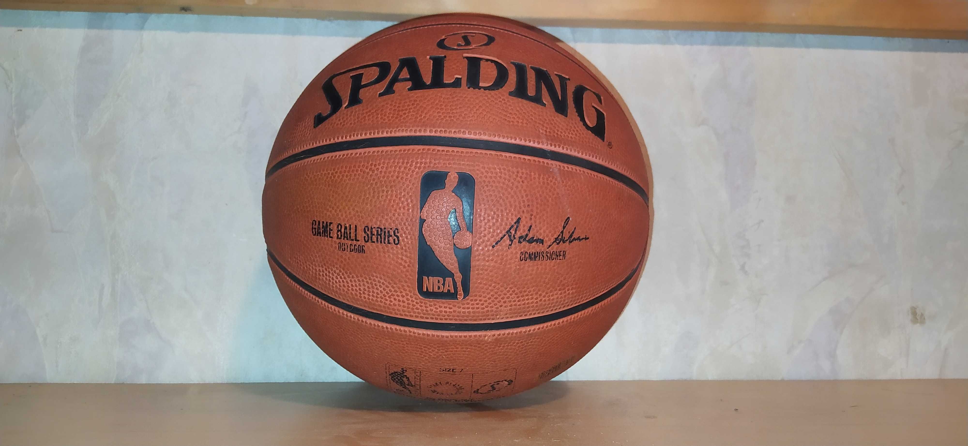 Piłka do koszykówki spalding 7 outdoor game ball series