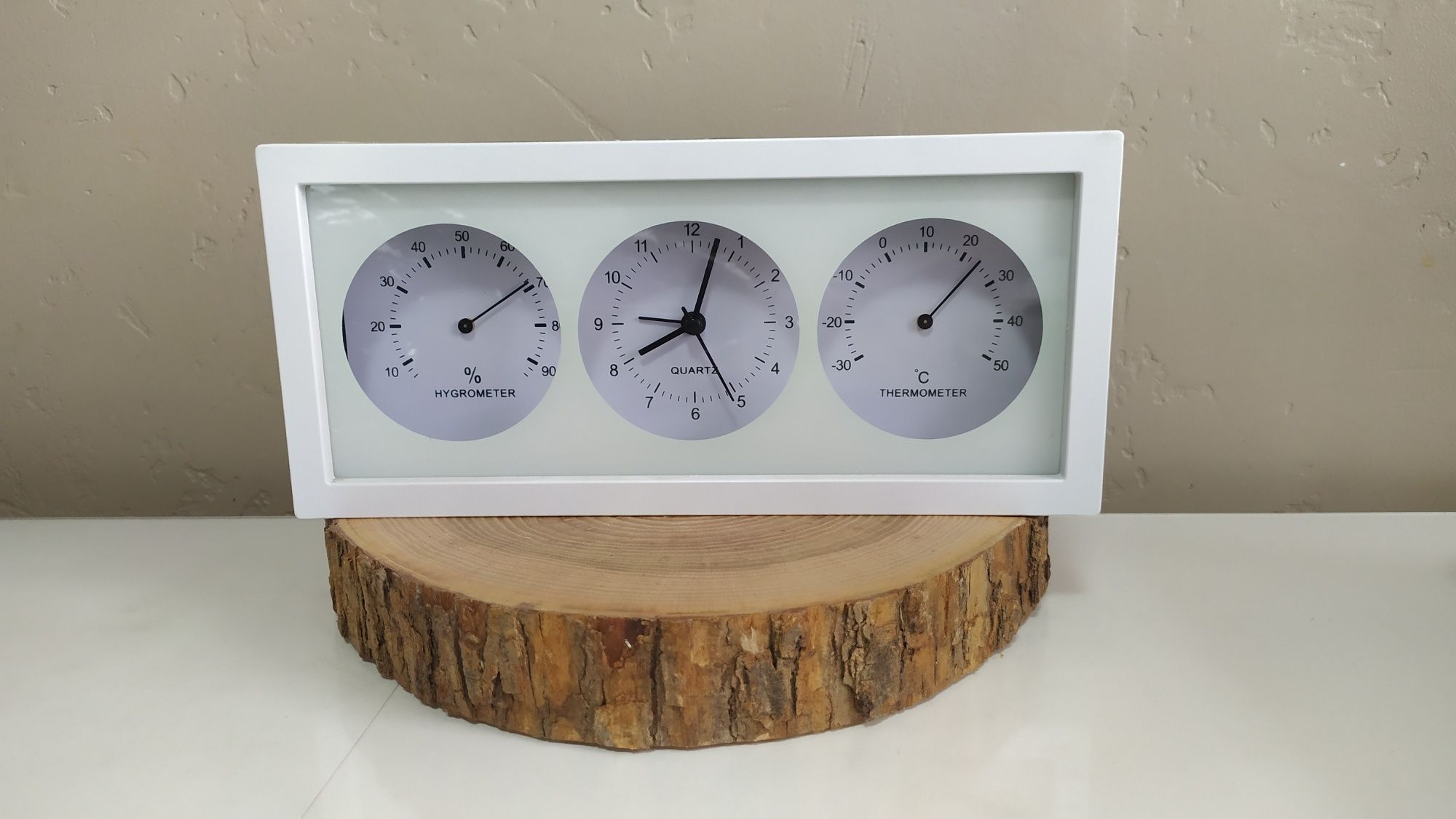 Годинник 3в1 (термометр,гідромитер,годинник)