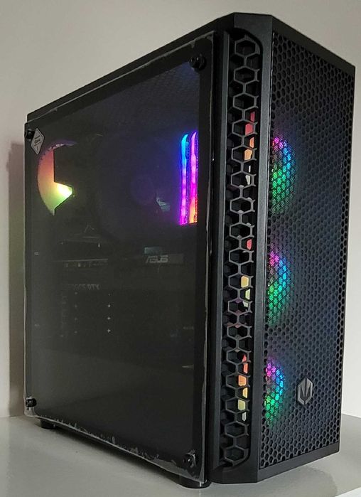 KOMPUTER, RTX5070 Asus 12GB, Ryzen 5600X, DDR4 32GB/1TB M.2,WIFI,GWAR