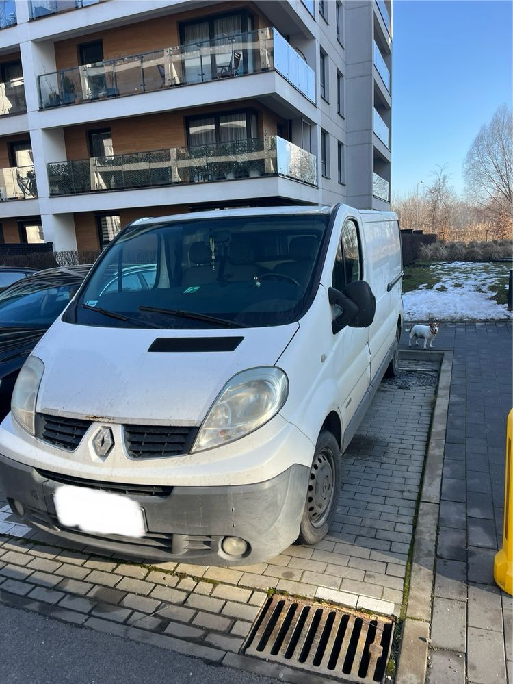 Renault trafic L2H1 2007r.