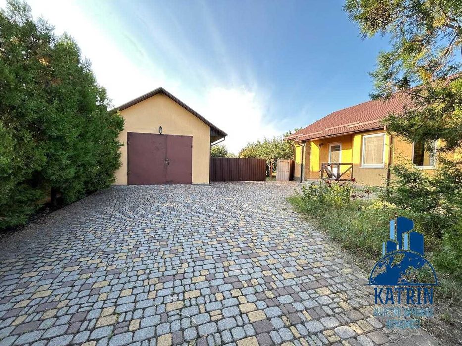 Продам будинок в селищі Царичанка