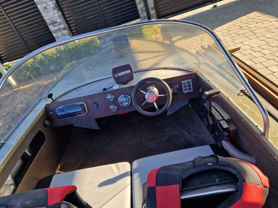 човен Днепр, мотор 60 к.с.