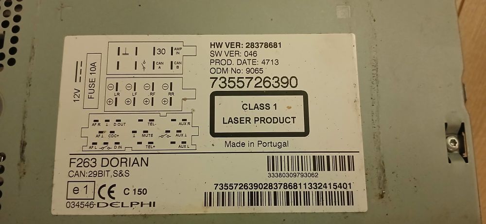 Radio F263 DORIAN do Fiat Doblo, Opel Combo. W zestawie ramka i Parrot