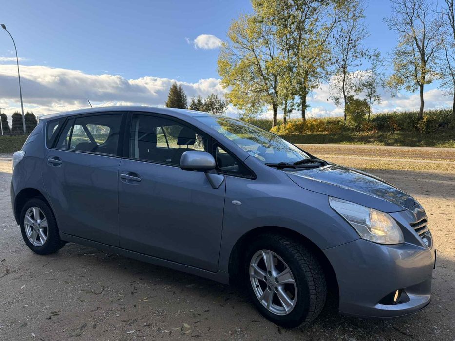 Ładna Toyota Corolla Verso Technicznie Super Stan